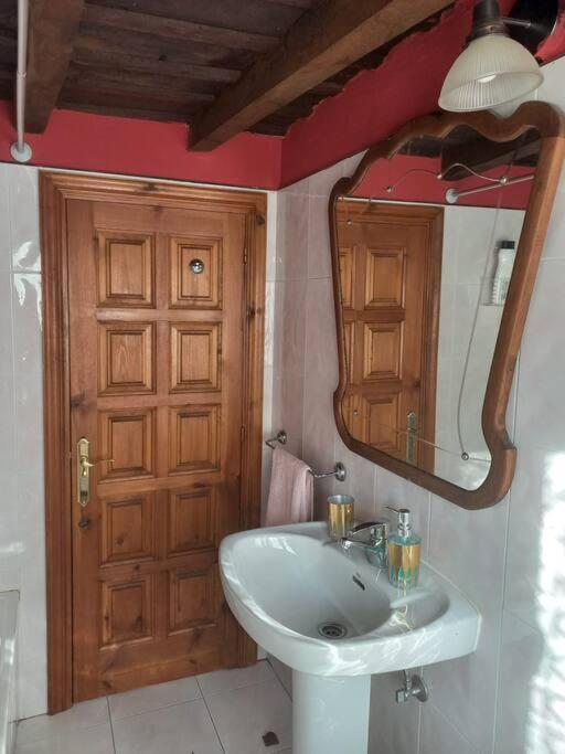 Casa Rustica En Dobres Con Vistas A La Montana Exterior foto